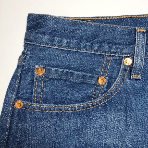 Levis Premium Denim Mini Skirt 31 Deconstructed Two Tone Colorblock Raw Hem NWT - Picture 6 of 12